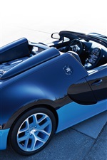 Bugatti Veyron blue roadster