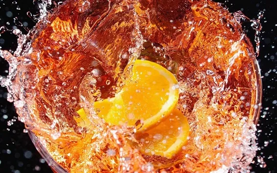 Fond d'écran Boissons au citron, éclaboussures d'eau