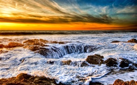 Las olas de la costa del sol