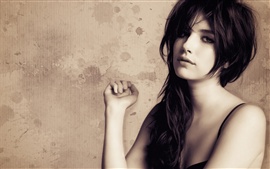 Preview wallpaper Emma Roberts 07