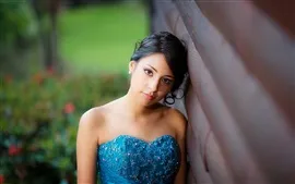 Aperçu fond d'écran Robe bleue fille asiatique, visage, cheveux noirs