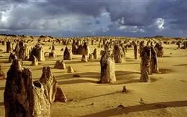 Preview wallpaper The Pinnacles, Nambung National Park, Western Australia, clouds