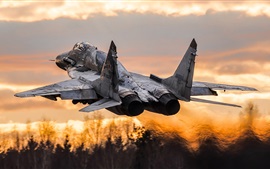 MiG-29SM caza multipropósito despegar