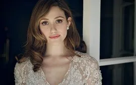 Aperçu fond d'écran Emmy Rossum 05